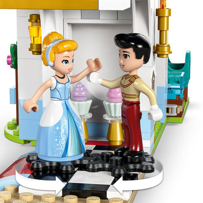 Cinderella's Castle and Carriage (596 pcs)