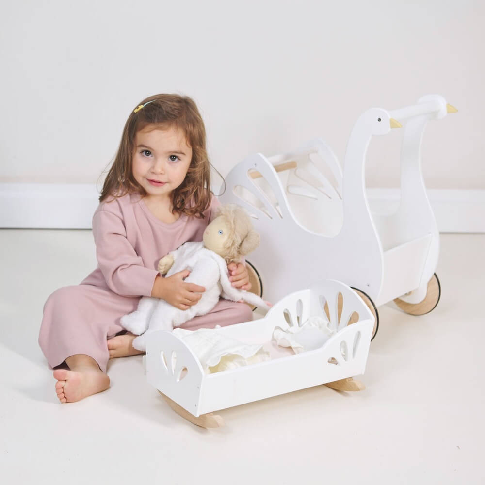 Sweet Swan Doll Bassinet