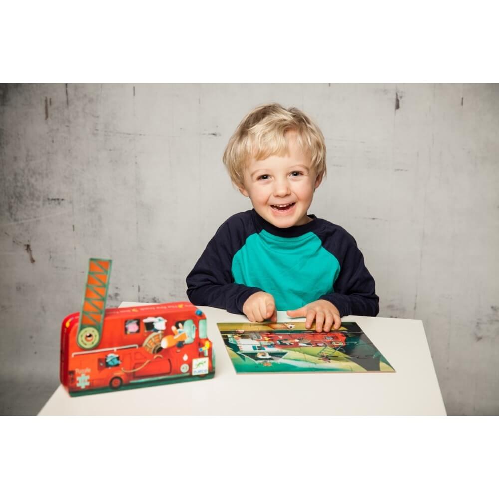 Silhouette Puzzle - Fire Truck (16 pcs)