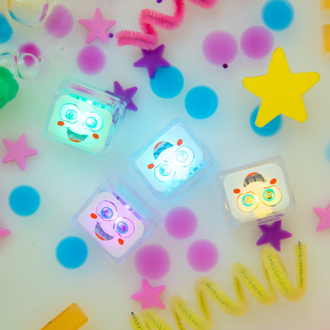 Glo Pals Light-Up Bath Cubes (Pack of 4)