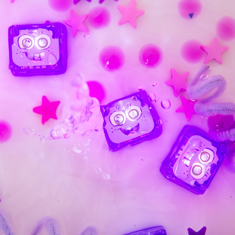 Glo Pals Light-Up Bath Cubes (Pack of 4)