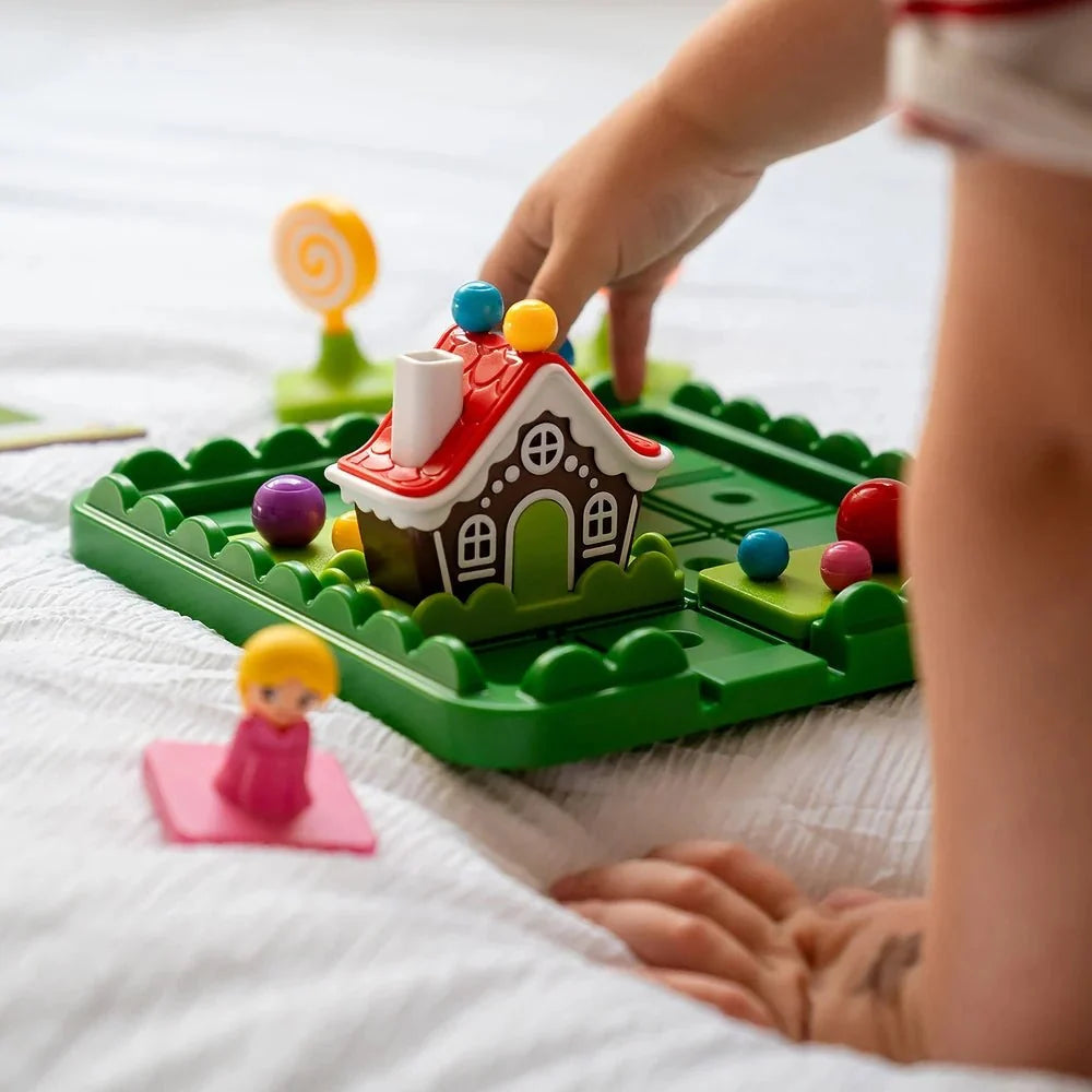 Hansel & Gretel Logic Game - SmartGames