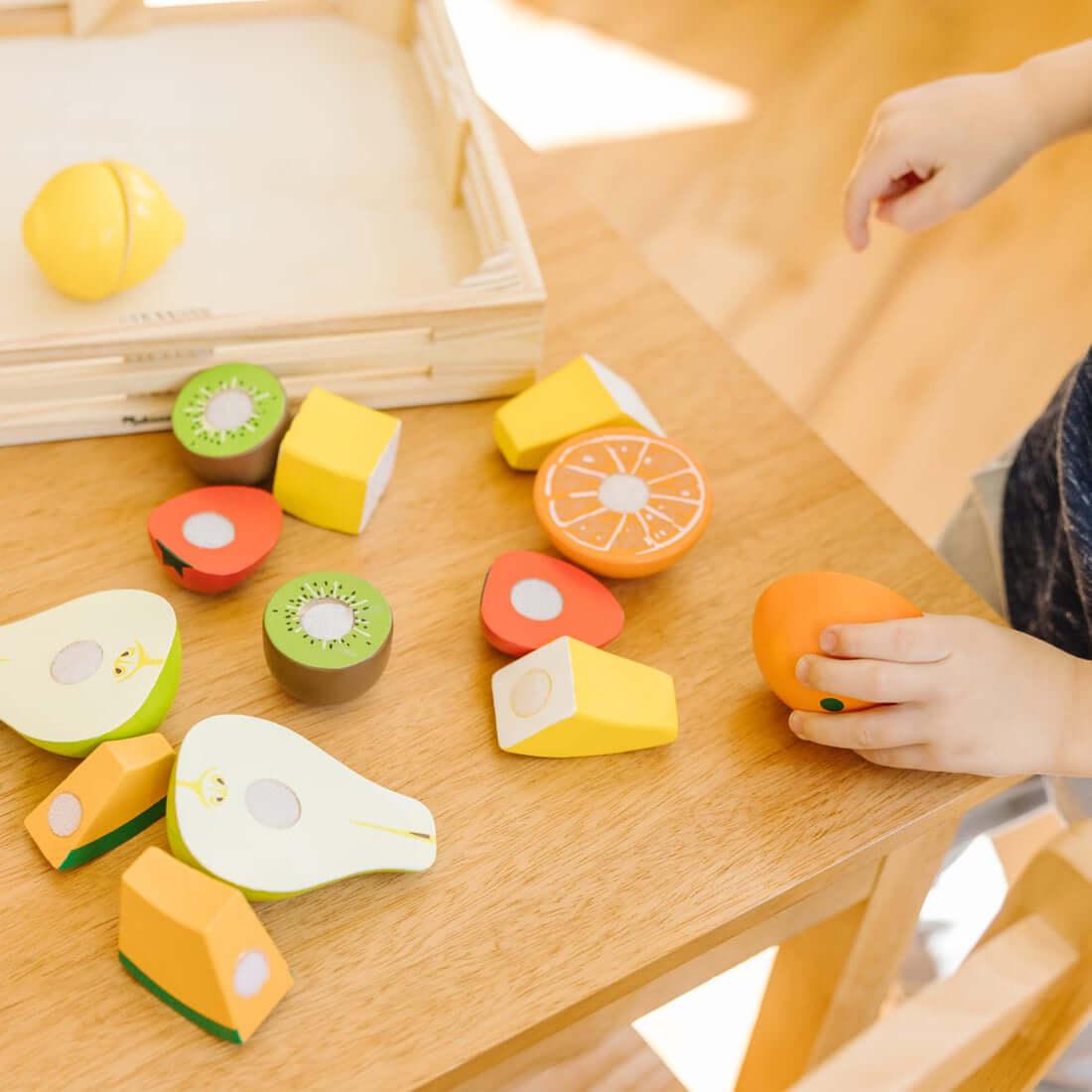 Cuttable Fruit Basket