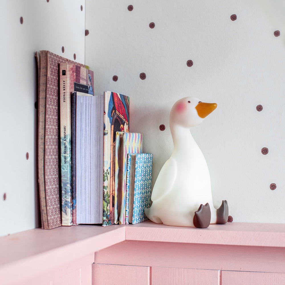Portable Swan Night Light: Warm, Soothing Glow, 15h Battery